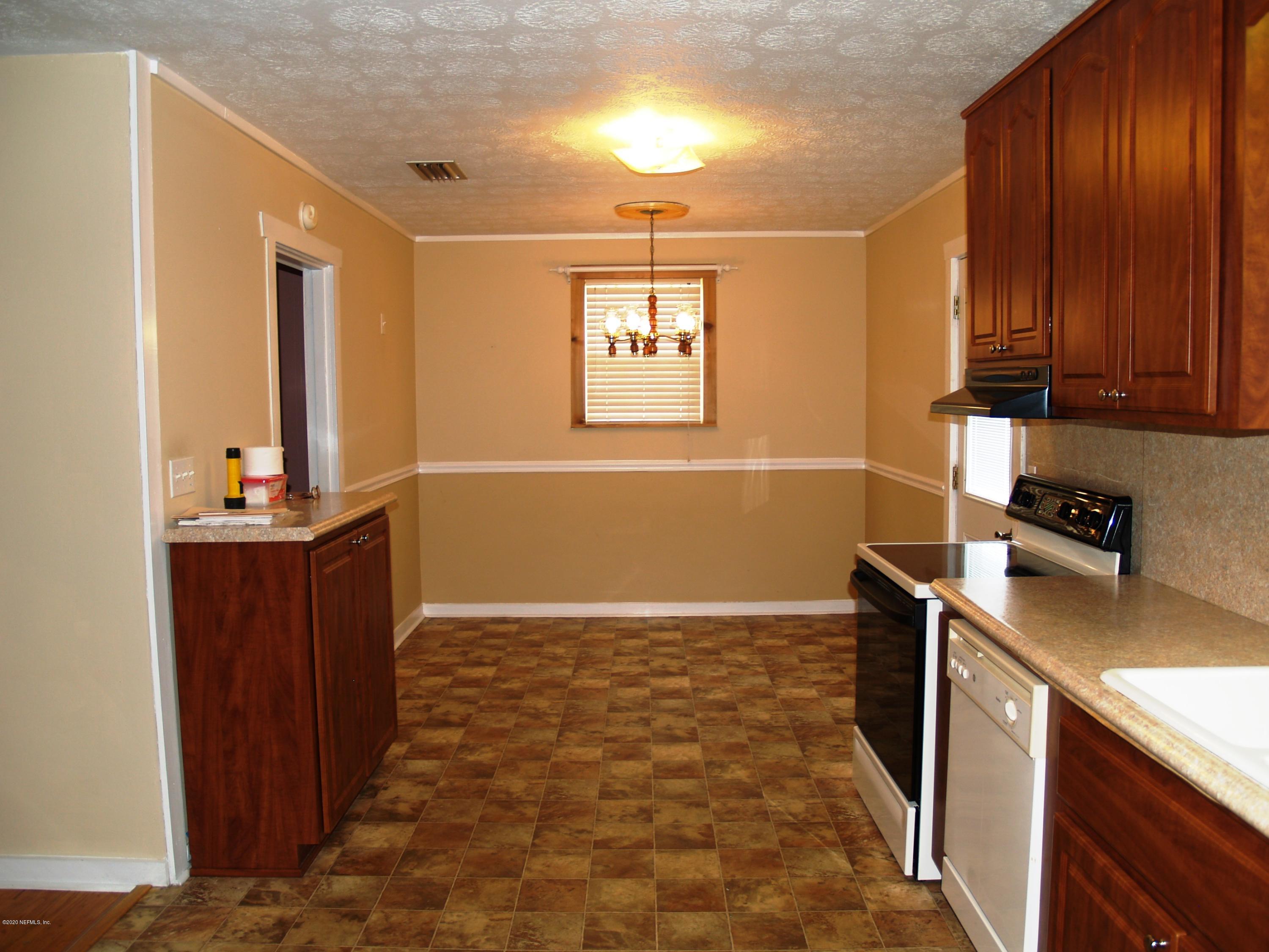 1501 Fred Gray Road Jacksonville, FL 32218 - Photo 17 of 25 P1015866