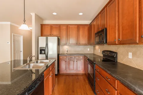 $379,000 | 3006 Auld Tatty Drive, Spring Hill, TN 37174