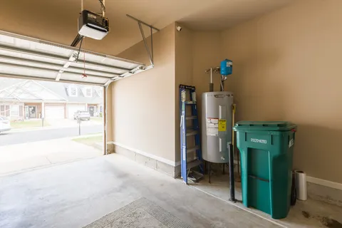 $379,000 | 3006 Auld Tatty Drive, Spring Hill, TN 37174