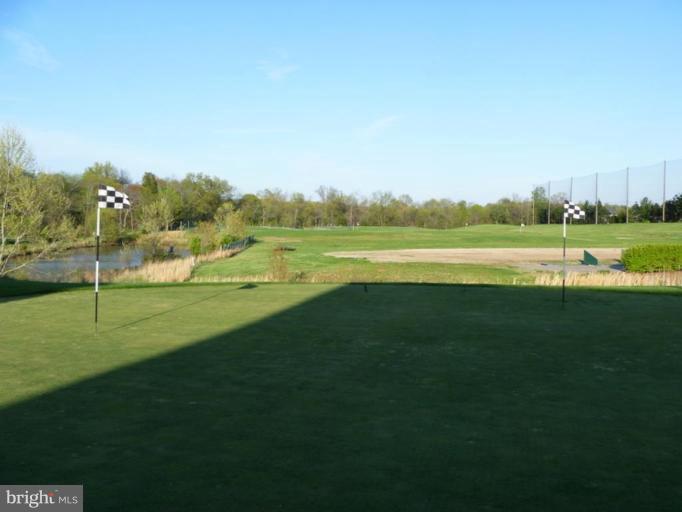 14171 Clubhouse Road Gainesville, VA 20155 - Photo 8 of 30 Golf Course View