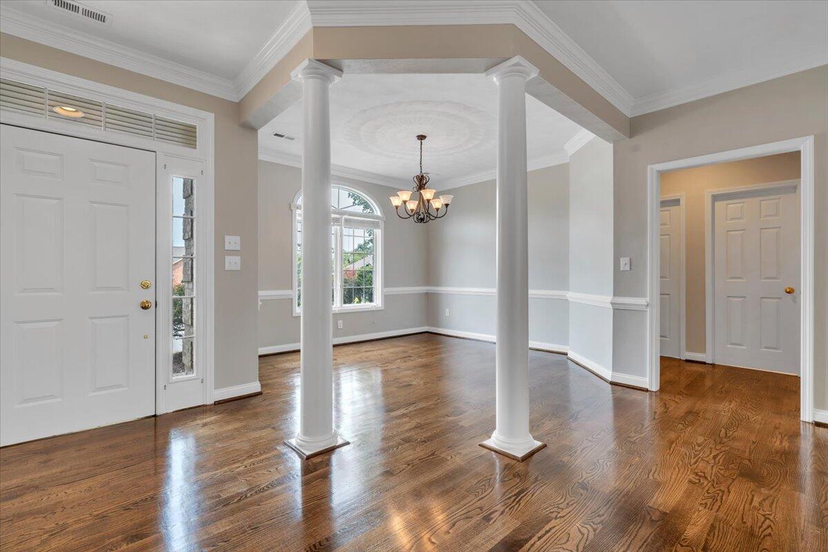2512 Oak Ridge Lane Salem, VA 24153 - Photo 4 of 49 06-MIB03029