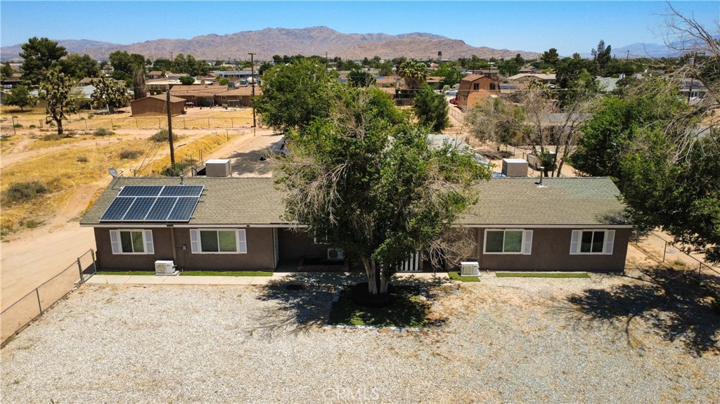 13425 Mohawk Road Apple Valley, CA 92308 - Photo 2 of 15