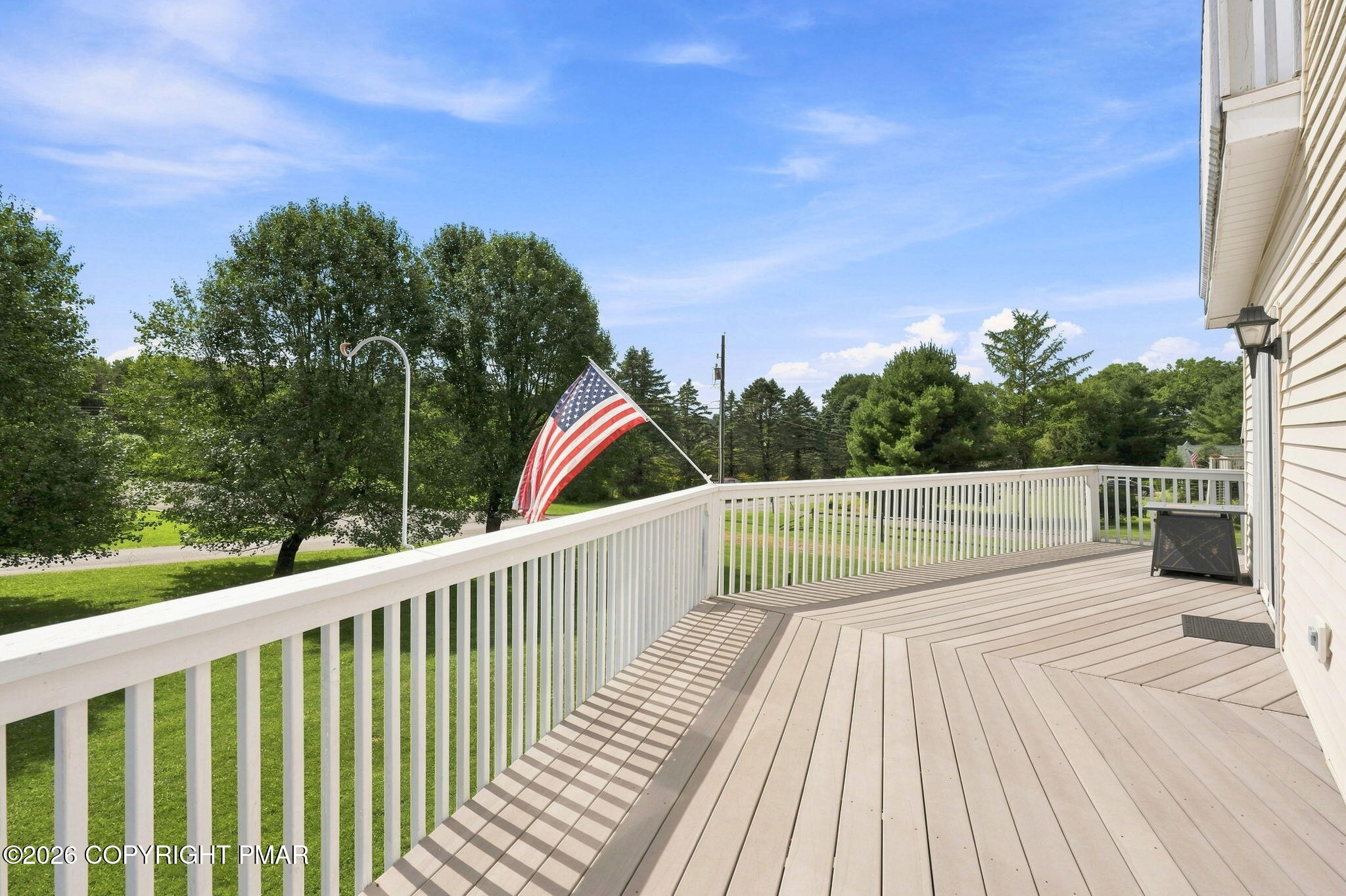 15 Larch Road Jim Thorpe, PA 18229 - Photo 48 of 64 2nd Story Deck