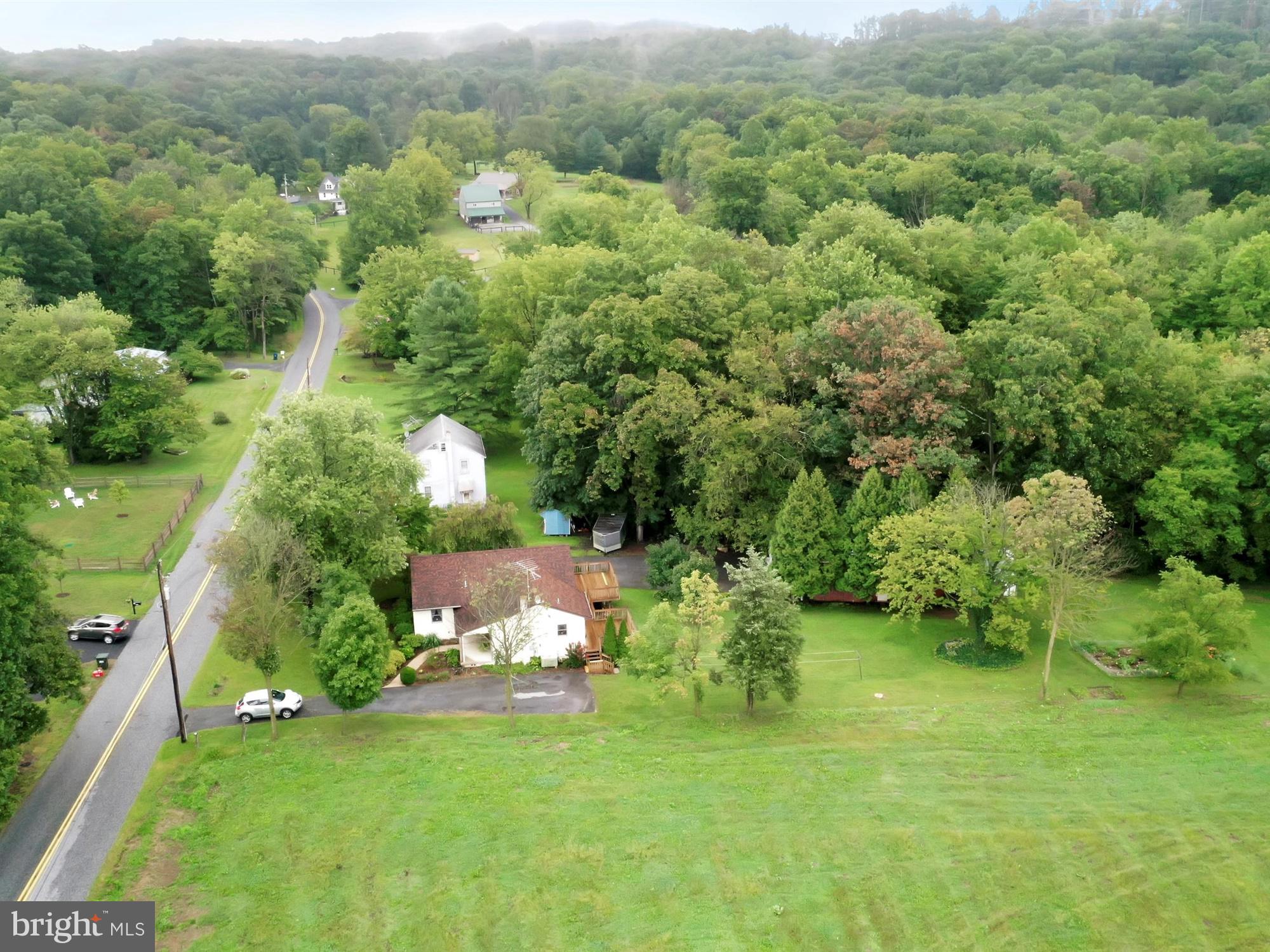 573 Gehman School Road Denver, PA 17517 - Photo 3 of 39 V3