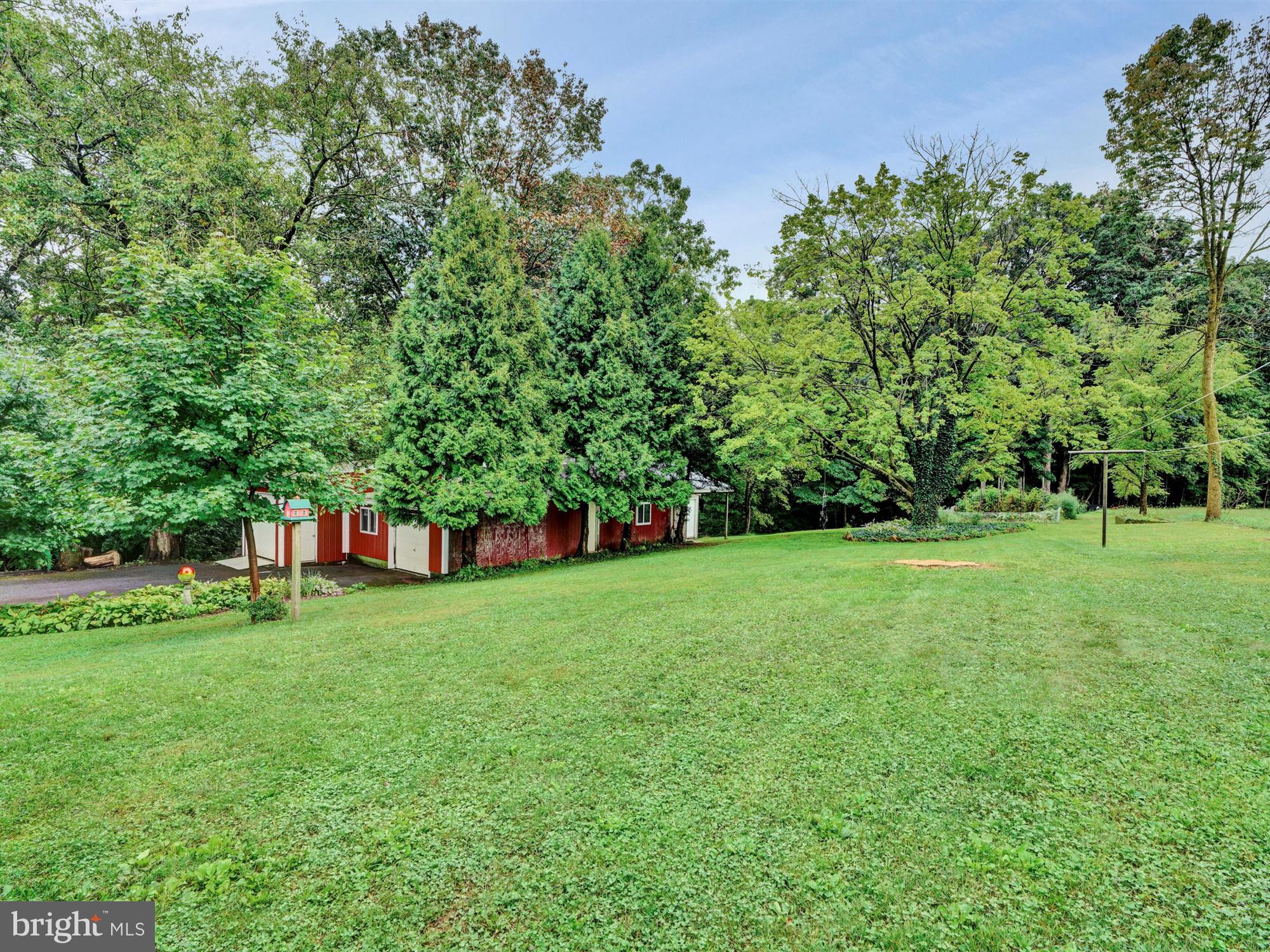 573 Gehman School Road Denver, PA 17517 - Photo 29 of 39 Backyard