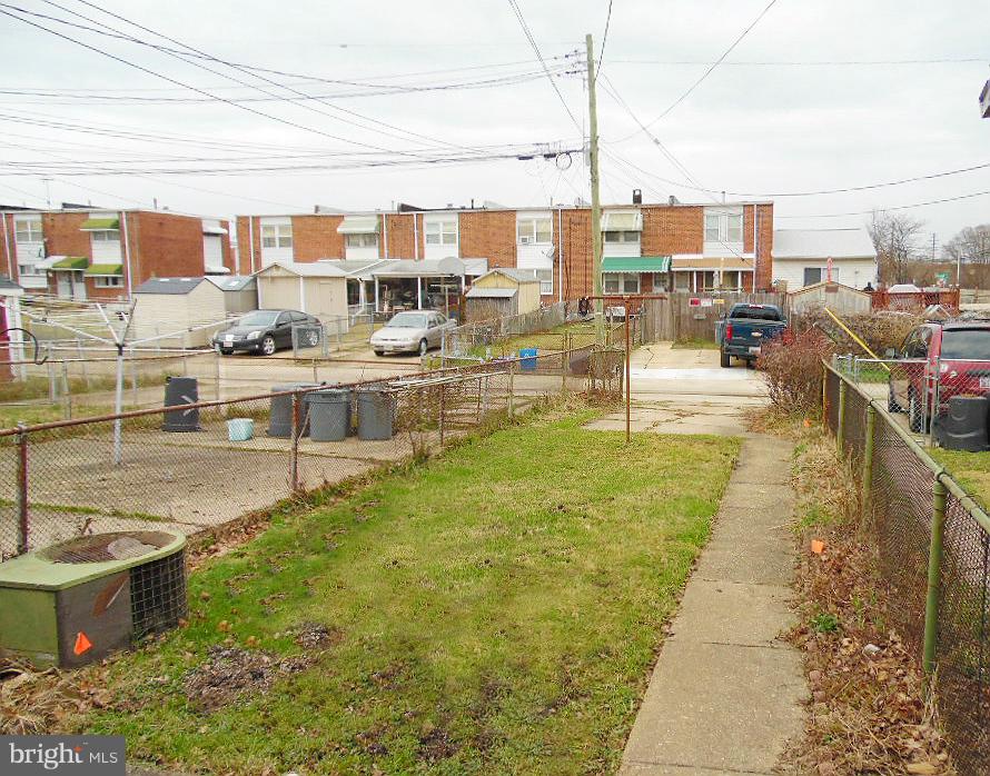 8052 Lansdale Road Baltimore, MD 21224 - Photo 10 of 10 Rear