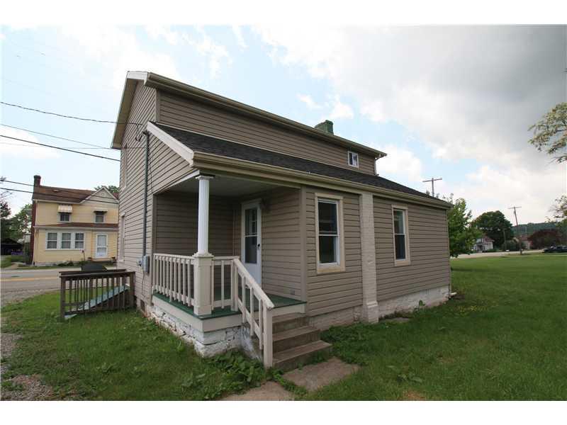 262 Arona Road New Stanton, PA 15672 - Photo 2 of 6 Patio/Deck.