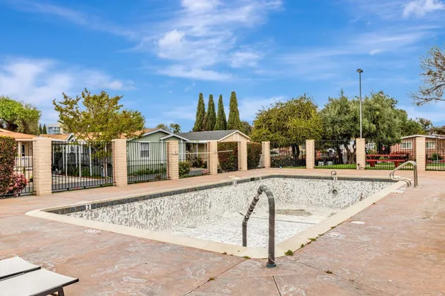 $299,000 | 504 Summerland Drive, Unit 504, San Jose, CA 95134
