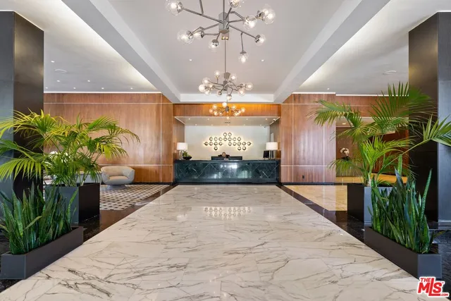 $10,500 | 1100 Alta Loma Road, Unit 1002, West Hollywood, CA 90069