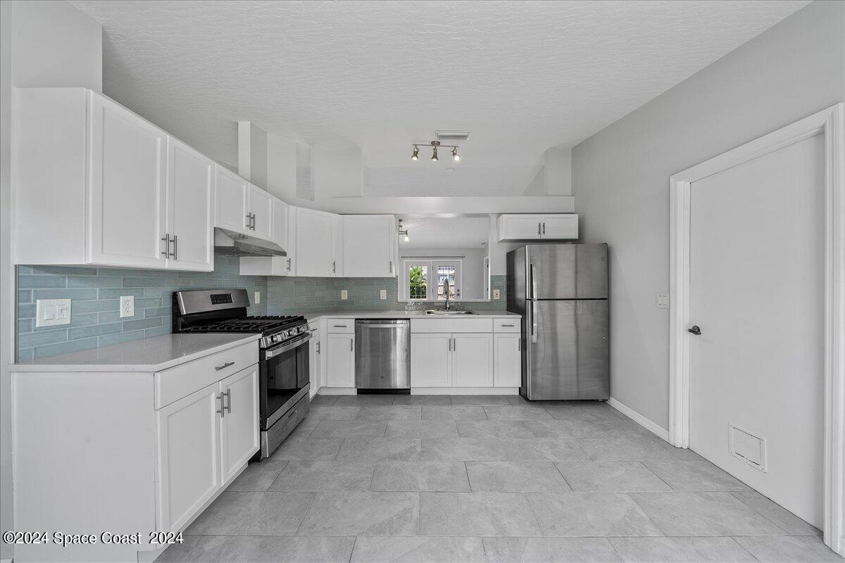 2262 Appalachian Drive Melbourne, FL 32935 - Photo 4 of 24 05-untitled-5