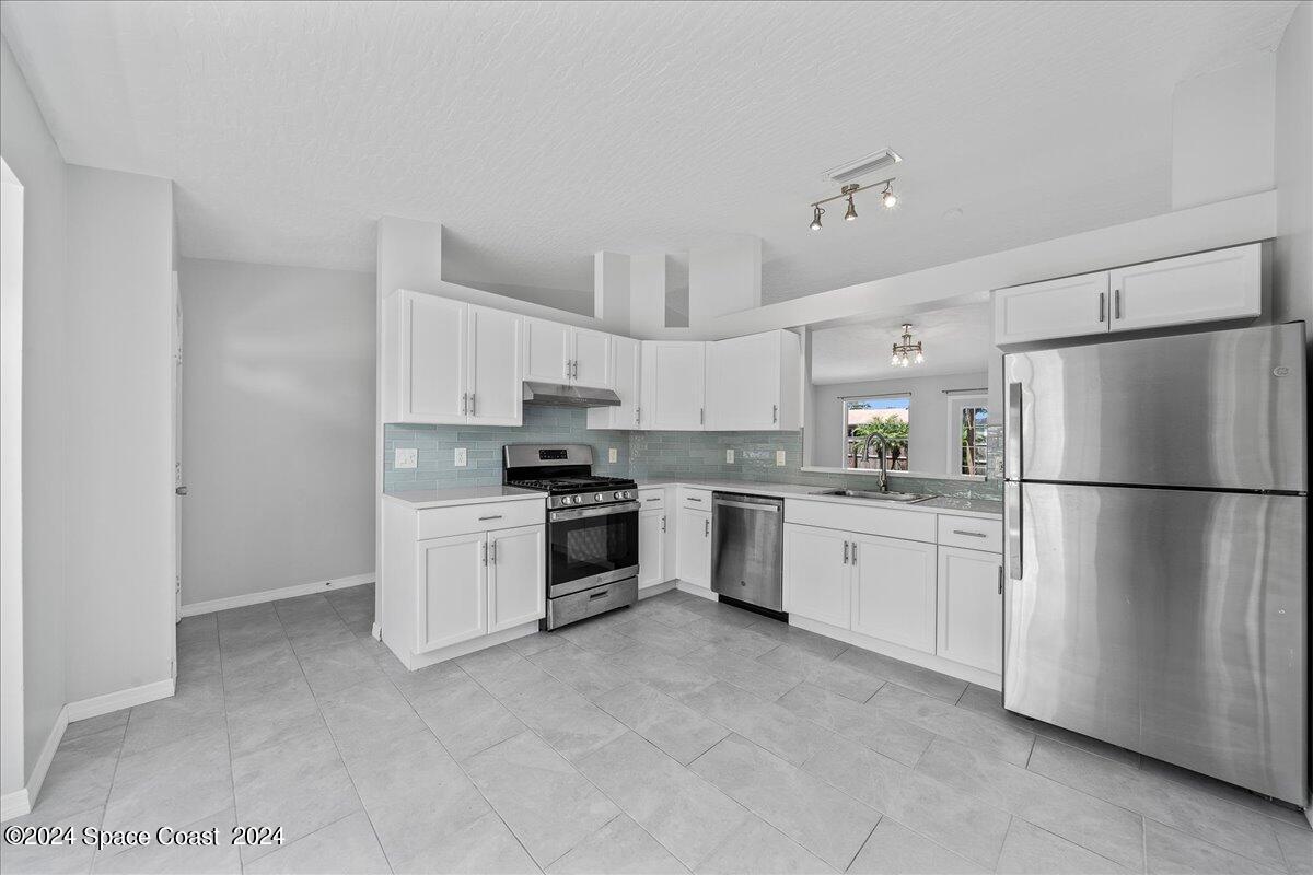 2262 Appalachian Drive Melbourne, FL 32935 - Photo 5 of 24 06-untitled-6
