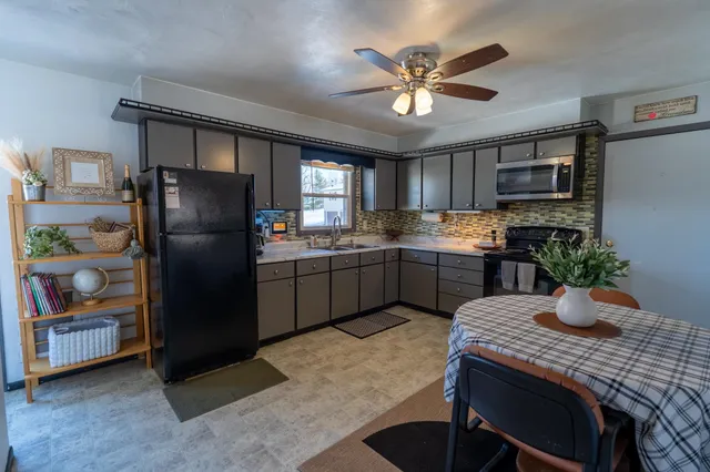 $244,900 | 204 North 5th Avenue, Albany, WI 53502