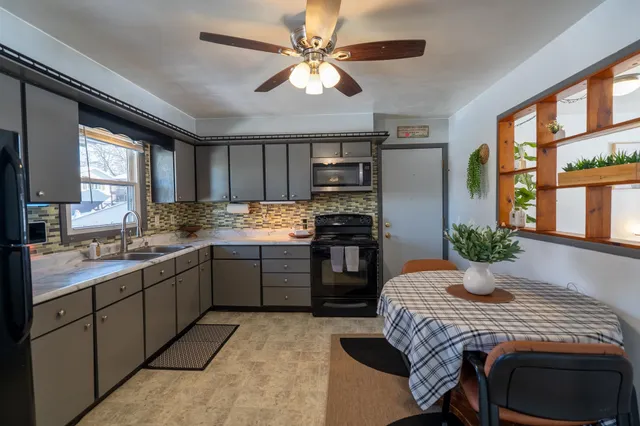 $244,900 | 204 North 5th Avenue, Albany, WI 53502