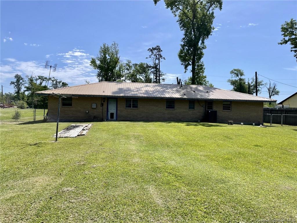 387 Emile Road Lake Charles, LA 70611 - Photo 3 of 14 Gallery Image 3