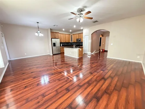 $2,350 | 10922 Savannah Landing Circle, Orlando, FL 32832