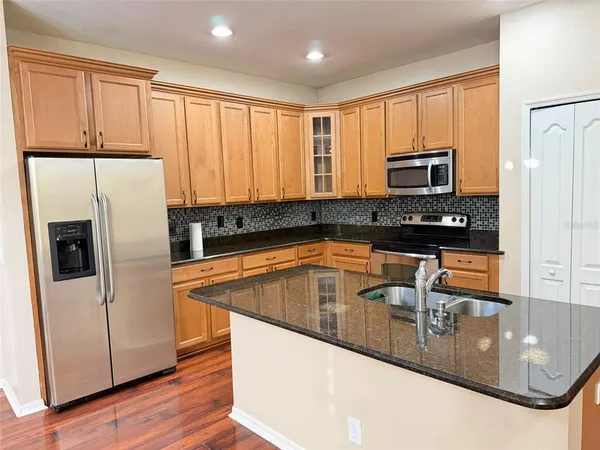 $2,350 | 10922 Savannah Landing Circle, Orlando, FL 32832