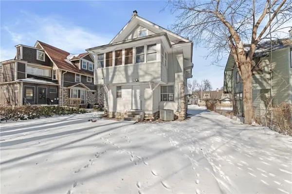 $180,000 | 2951 Victor Street, Kansas City, MO 64128