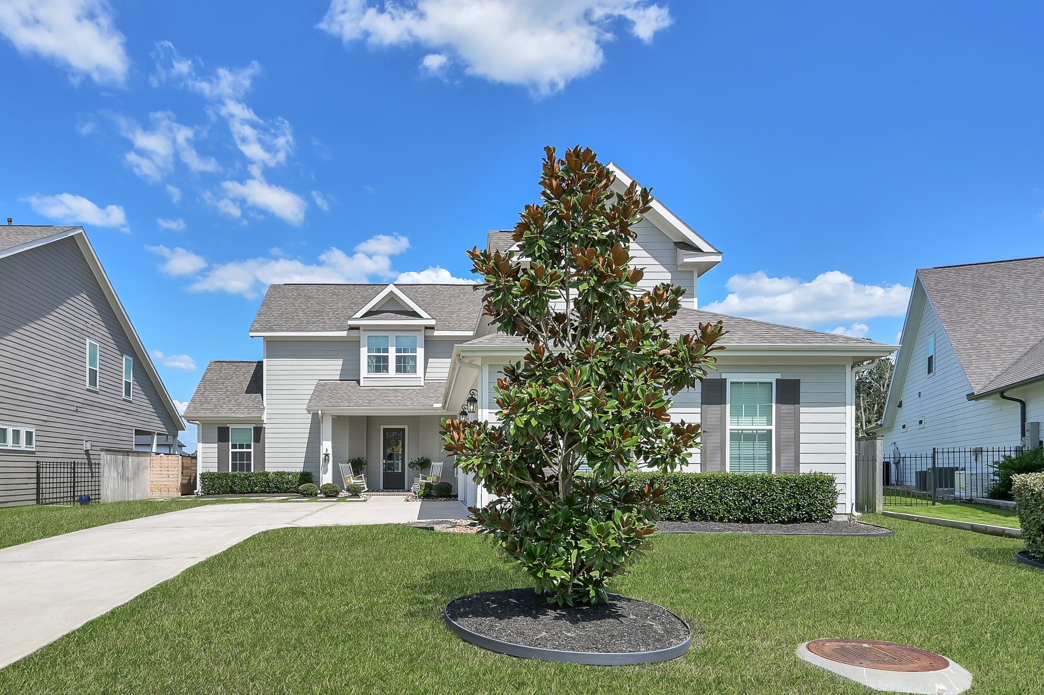 2333 Goldenglade Drive Conroe, TX 77384 - Photo 2 of 45