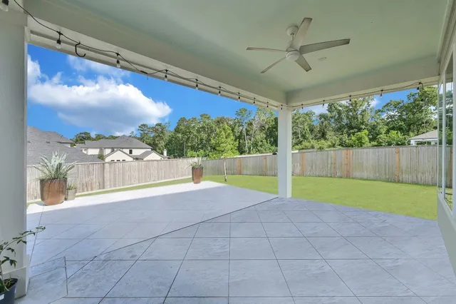 $710,000 | 2333 Goldenglade Drive, Conroe, TX 77384