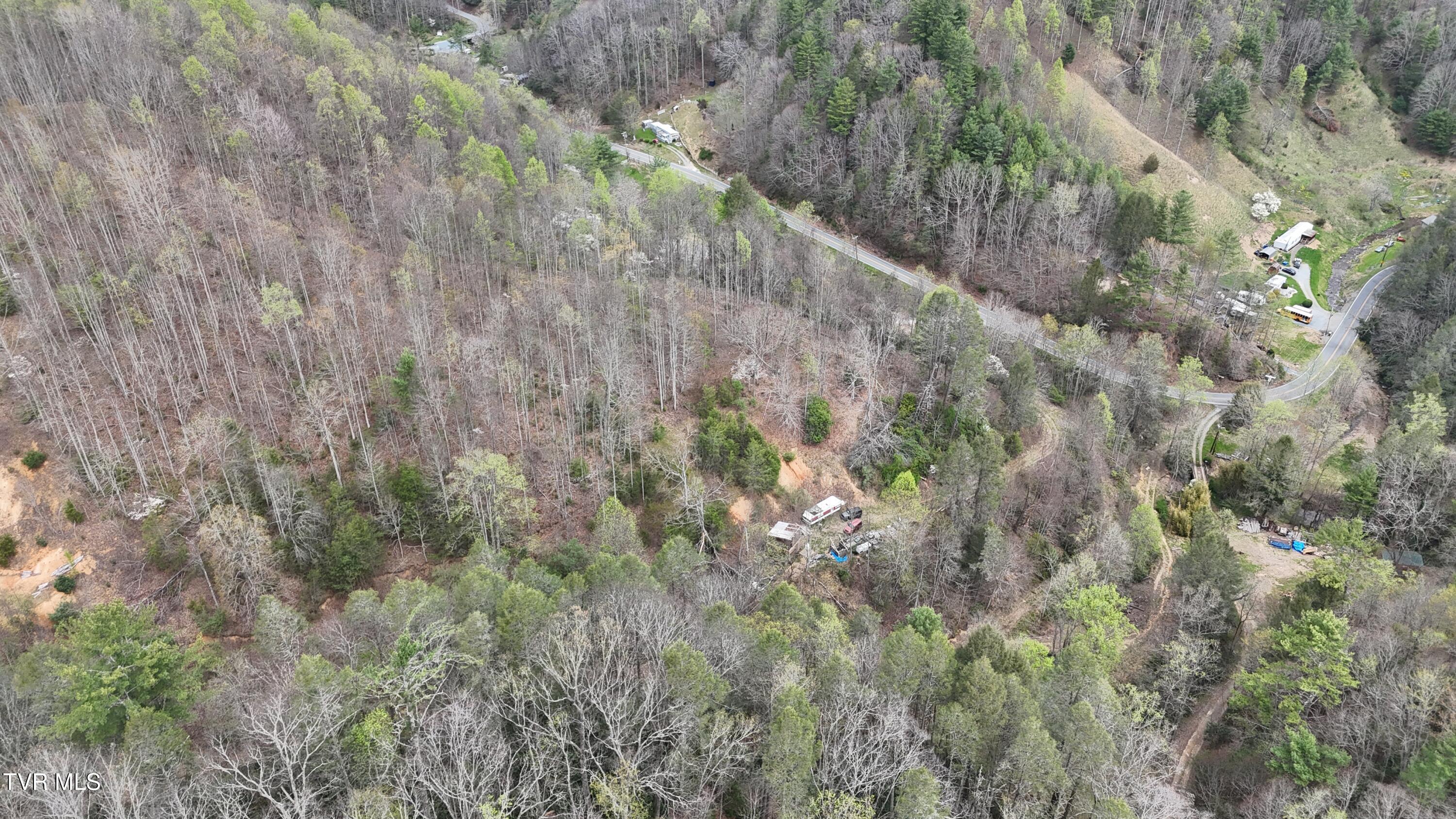 719 Simerly Creek Road Hampton, TN 37658 - Photo 51 of 64 image00051