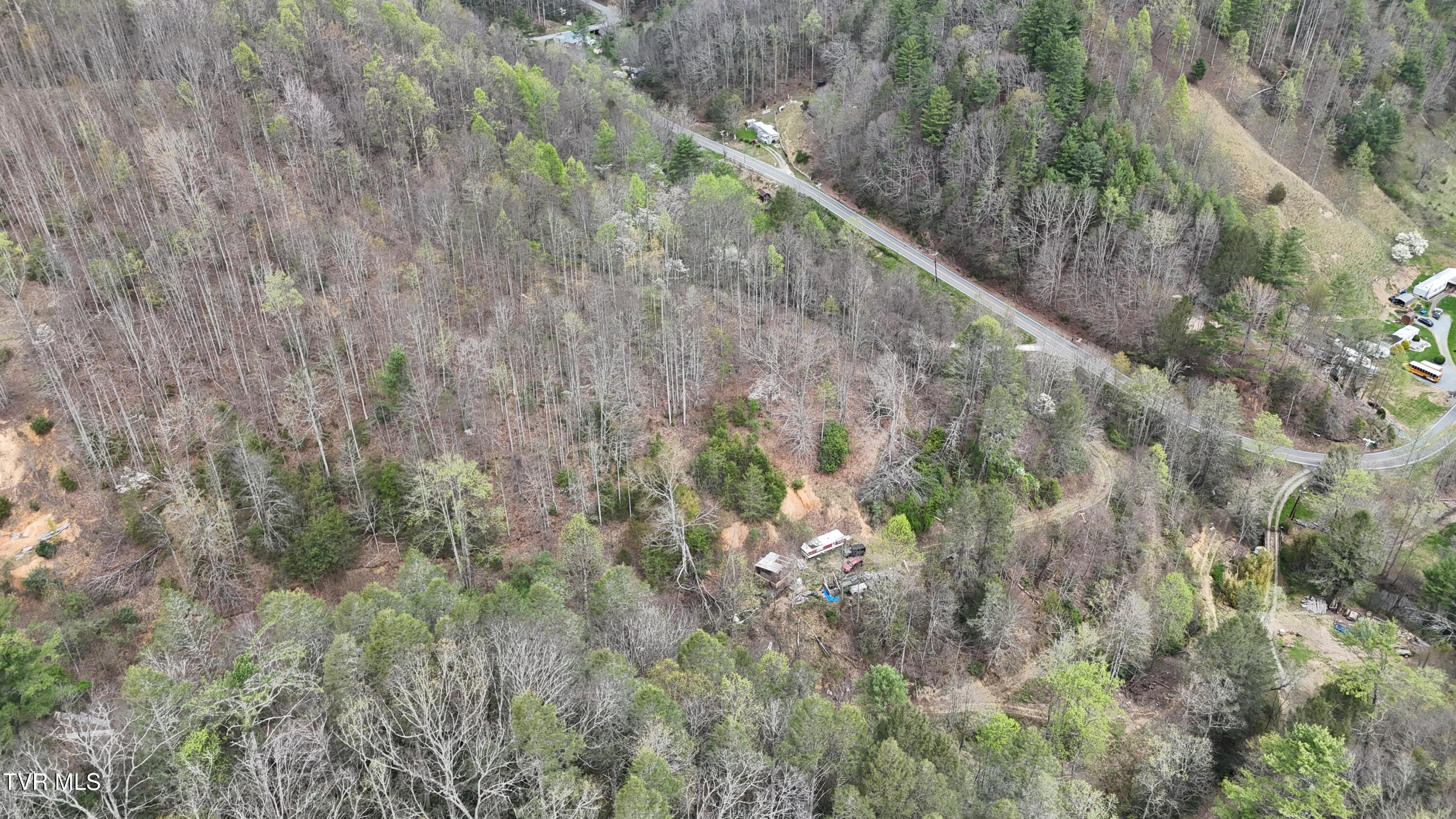 719 Simerly Creek Road Hampton, TN 37658 - Photo 52 of 64 image00052
