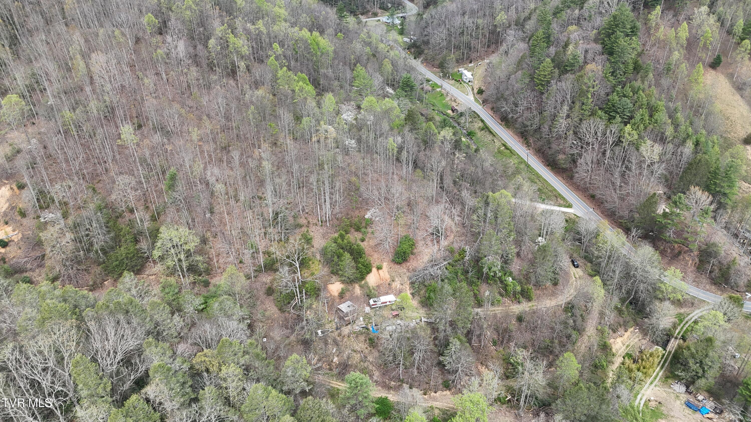 719 Simerly Creek Road Hampton, TN 37658 - Photo 53 of 64 image00053