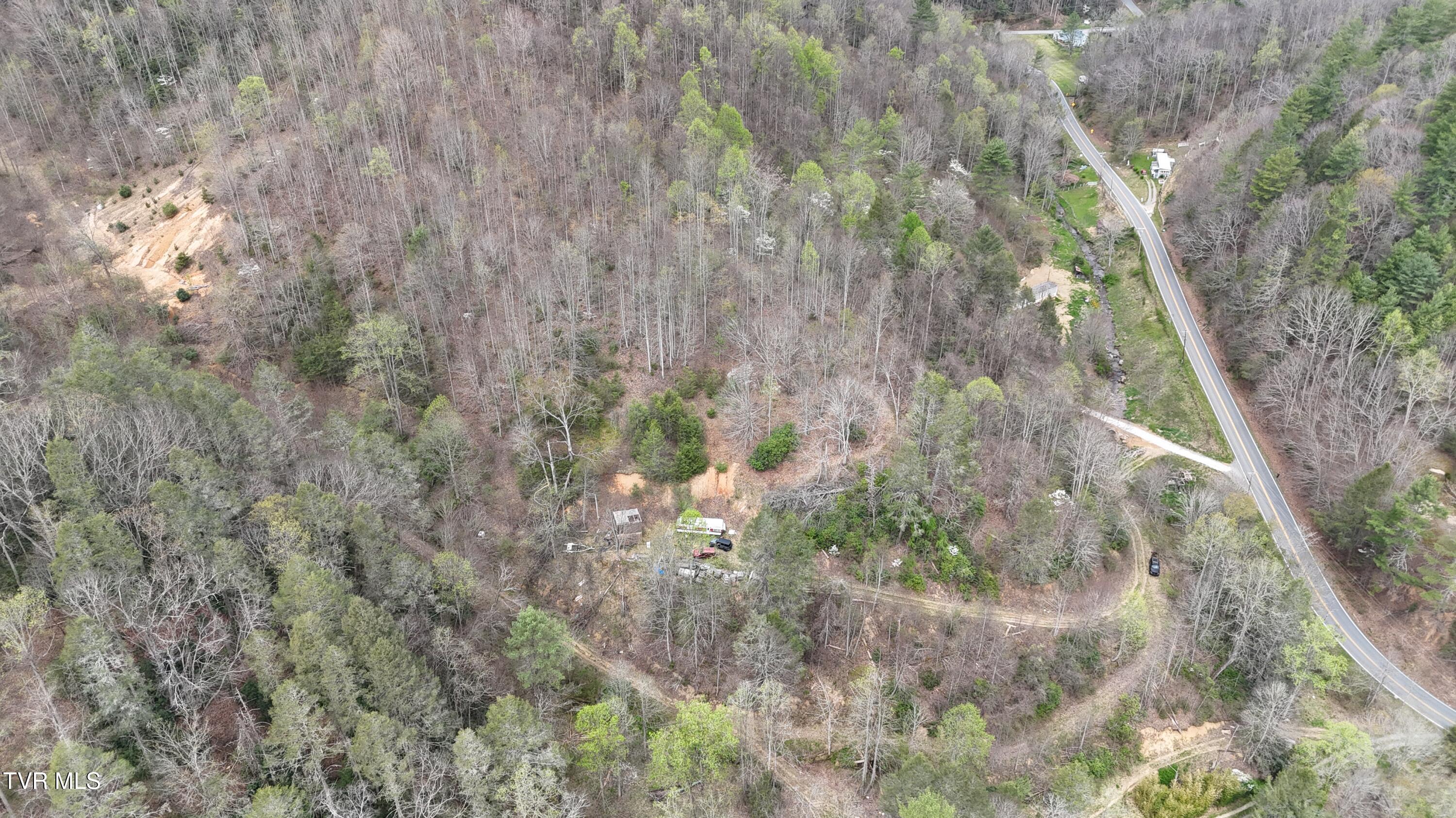 719 Simerly Creek Road Hampton, TN 37658 - Photo 54 of 64 image00054