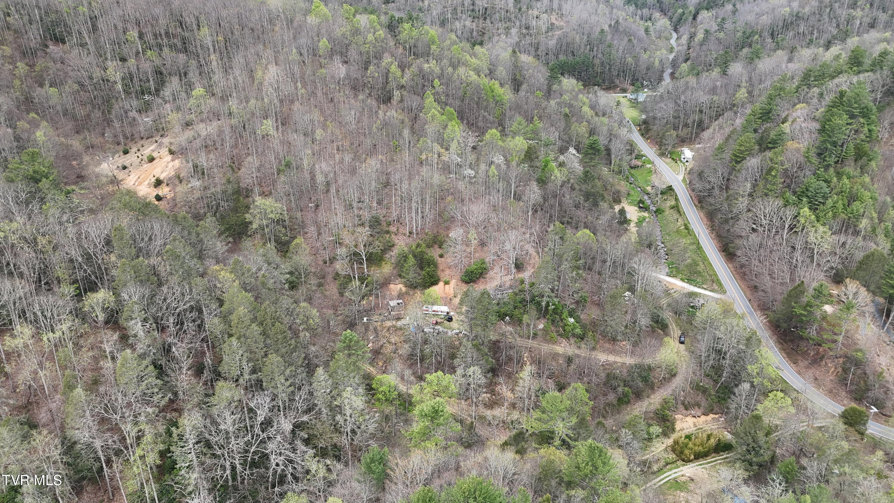 719 Simerly Creek Road Hampton, TN 37658 - Photo 55 of 64 image00055