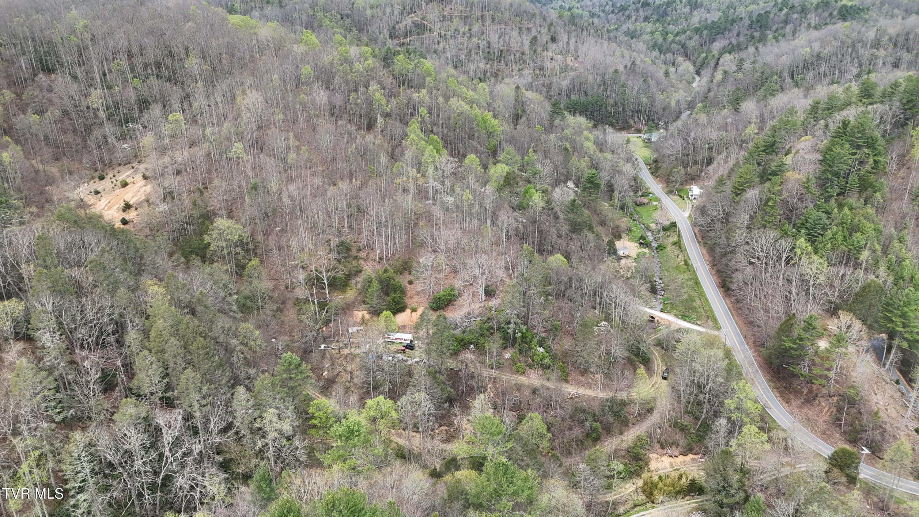 719 Simerly Creek Road Hampton, TN 37658 - Photo 56 of 64 image00056