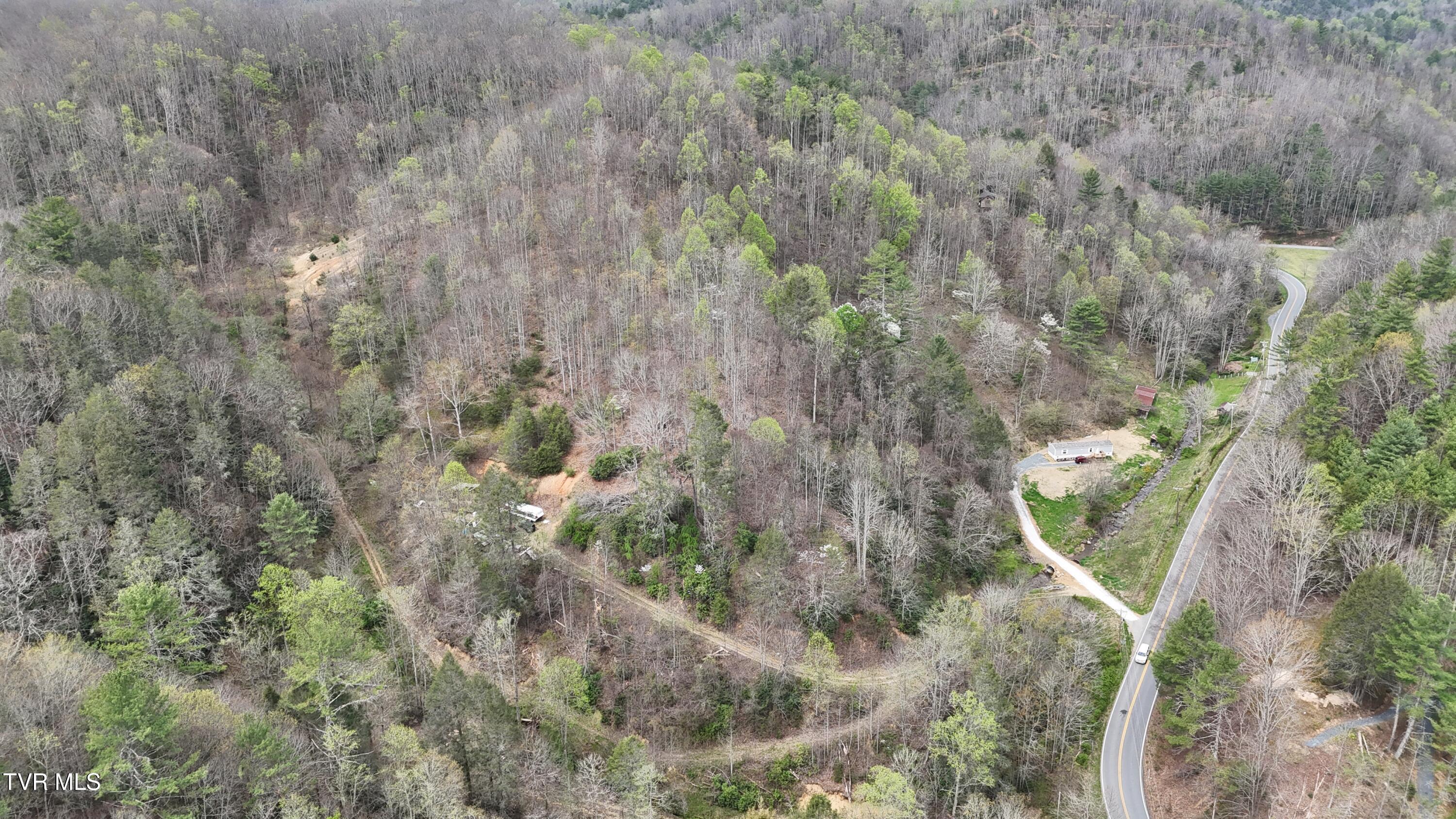 719 Simerly Creek Road Hampton, TN 37658 - Photo 58 of 64 image00058