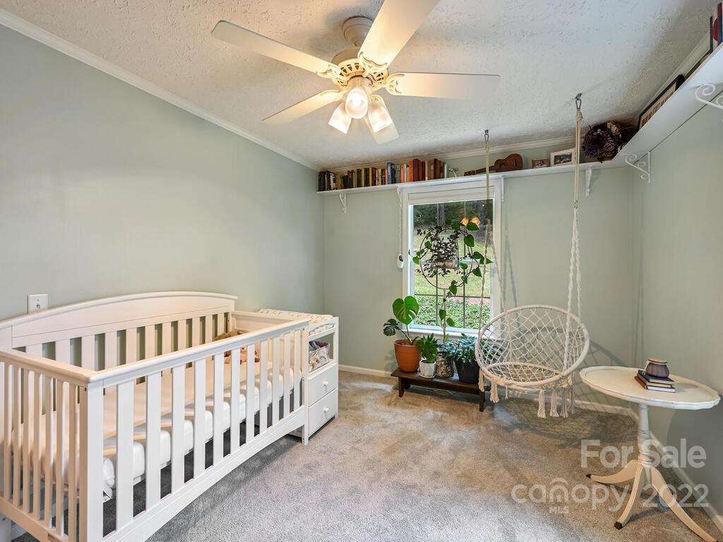 147 Church Road Fairview, NC 28730 - Photo 18 of 27 Gallery Image 18