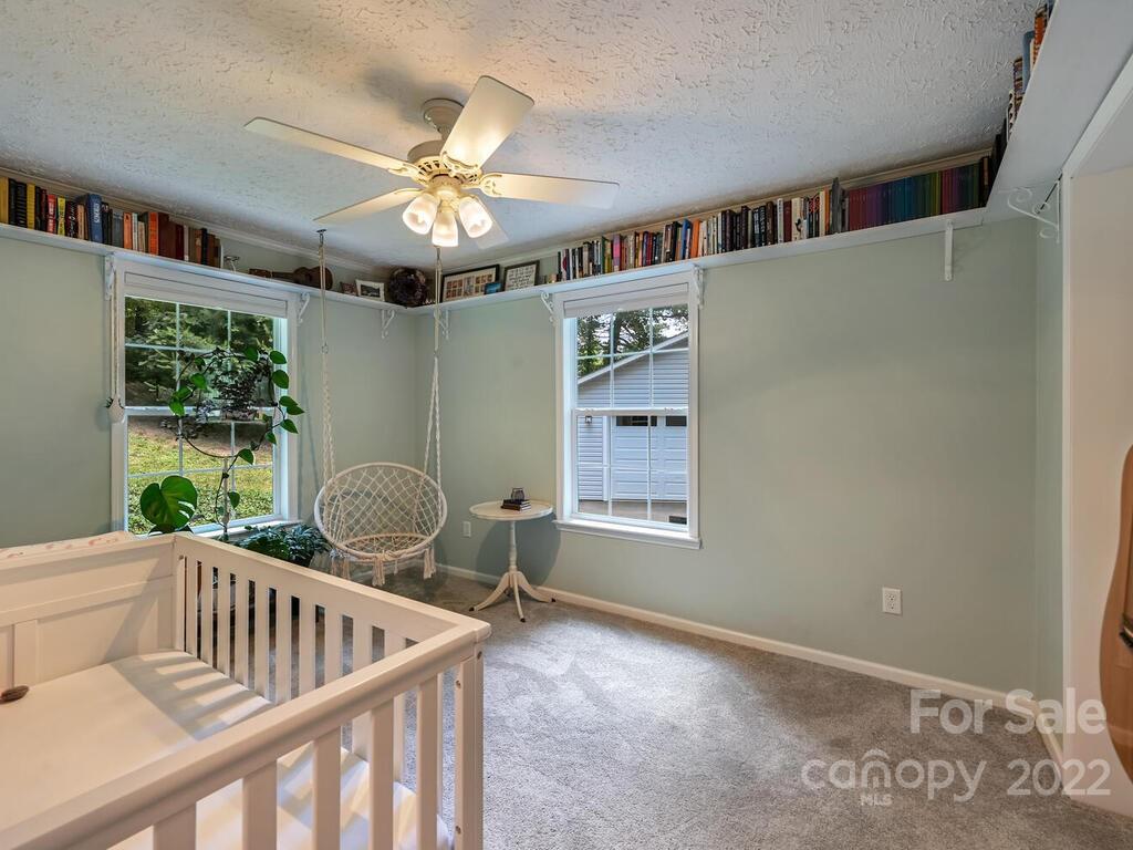 147 Church Road Fairview, NC 28730 - Photo 19 of 27 Gallery Image 19
