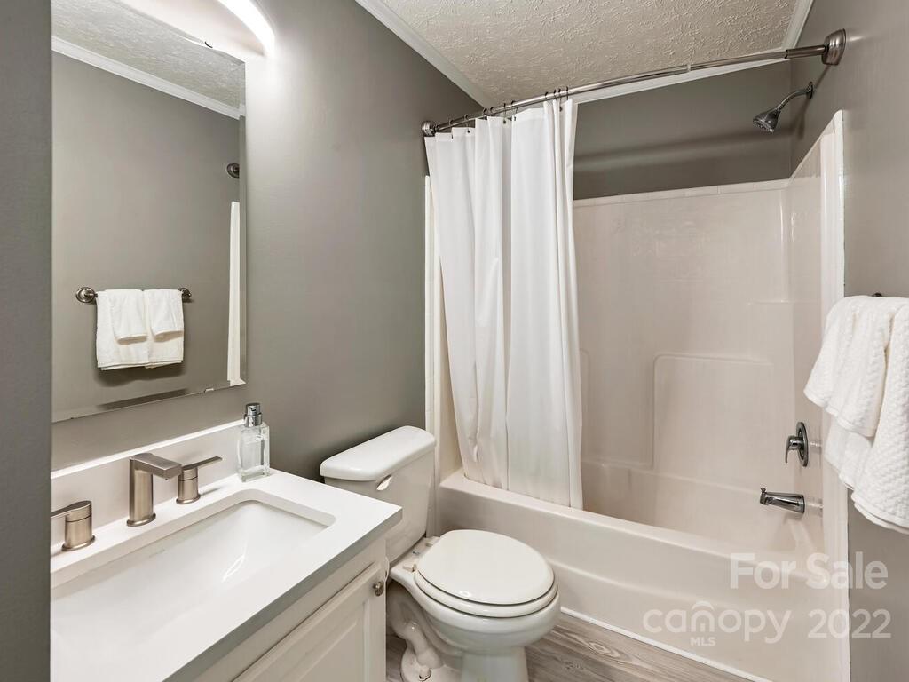 147 Church Road Fairview, NC 28730 - Photo 21 of 27 Gallery Image 21