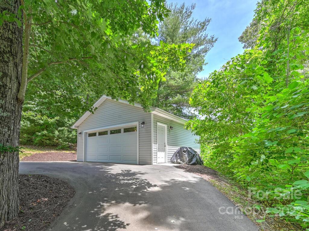 147 Church Road Fairview, NC 28730 - Photo 24 of 27 Gallery Image 24