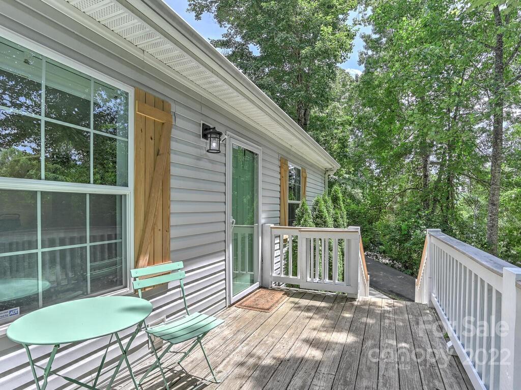 147 Church Road Fairview, NC 28730 - Photo 3 of 27 Gallery Image 3