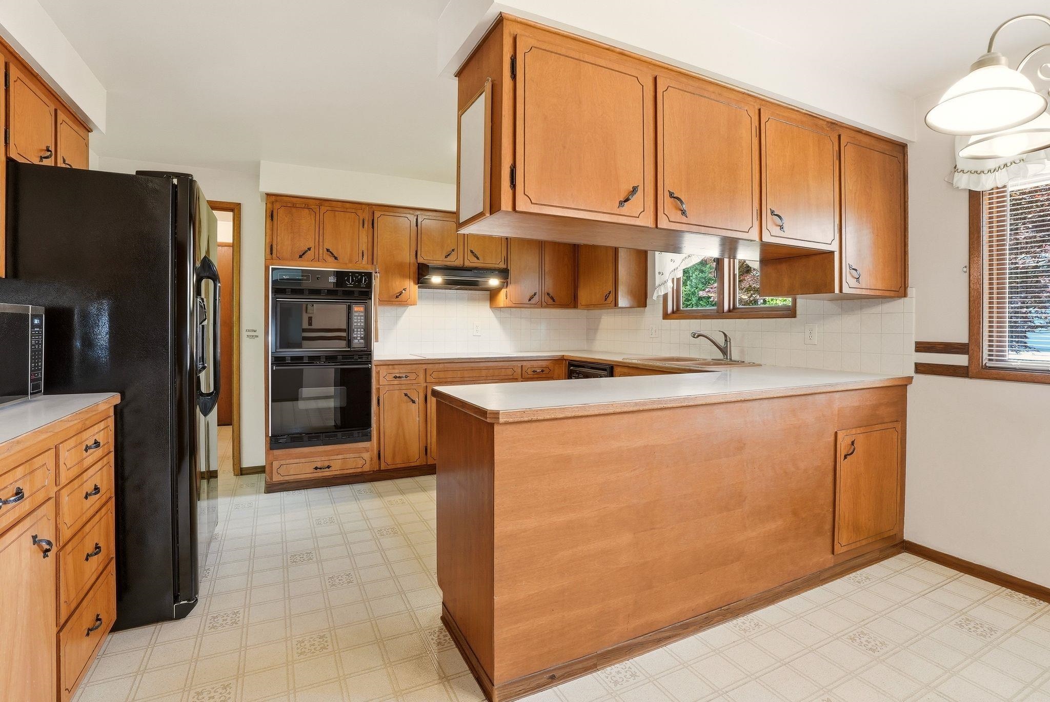 208 West Cascade Way Spokane, WA 99208 - Photo 4 of 50
