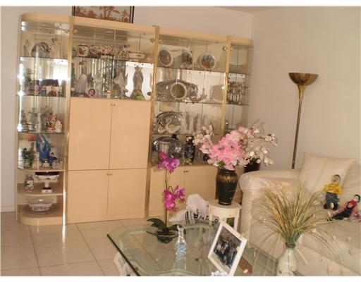 3076 Exeter Boca Raton, FL 33434 - Photo 1 of 9 Primary Photo