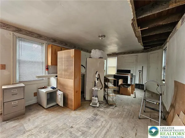 a view of a storage & utility room