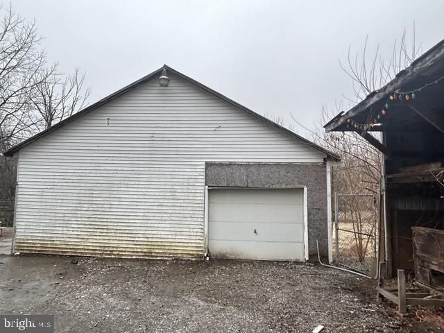 11352 Forge Hill Road Orrstown, PA 17244 - Photo 9 of 29