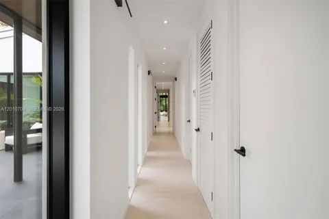 $4,599,000 | 5225 La Gorce Drive, Miami Beach, FL 33140