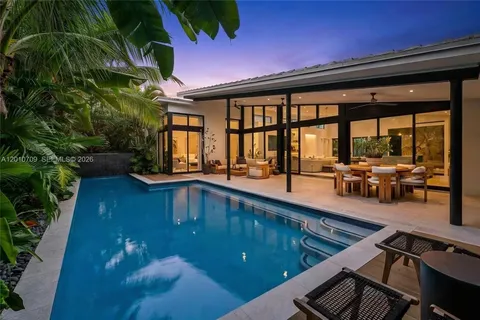 $4,599,000 | 5225 La Gorce Drive, Miami Beach, FL 33140
