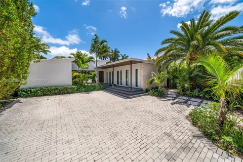 $4,599,000 | 5225 La Gorce Drive, Miami Beach, FL 33140