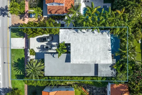 $4,599,000 | 5225 La Gorce Drive, Miami Beach, FL 33140