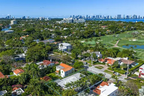 $4,599,000 | 5225 La Gorce Drive, Miami Beach, FL 33140