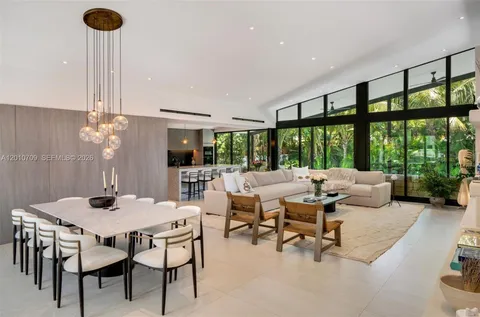 $4,599,000 | 5225 La Gorce Drive, Miami Beach, FL 33140
