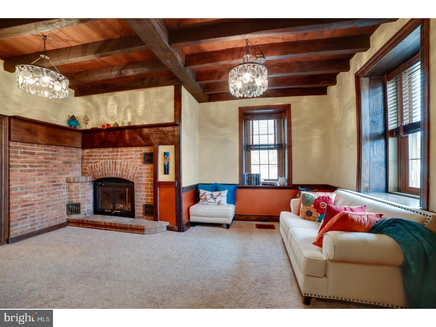 310 West Neversink Road Reading, PA 19606 - Photo 4 of 25 Gallery Image 4
