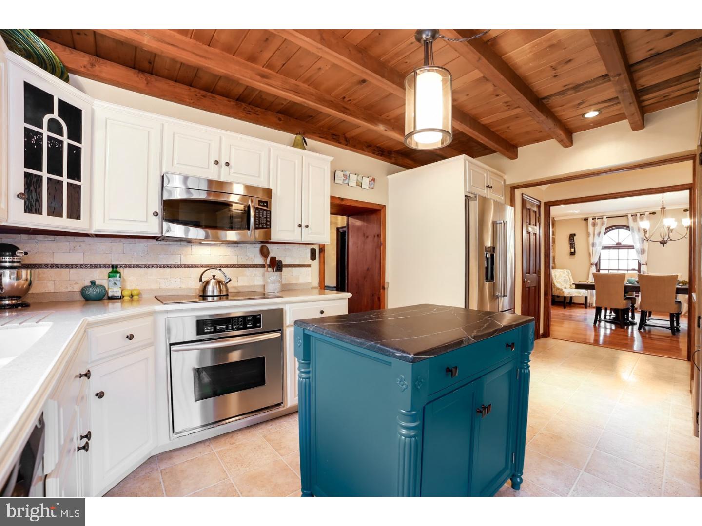 310 West Neversink Road Reading, PA 19606 - Photo 6 of 25 Gallery Image 6
