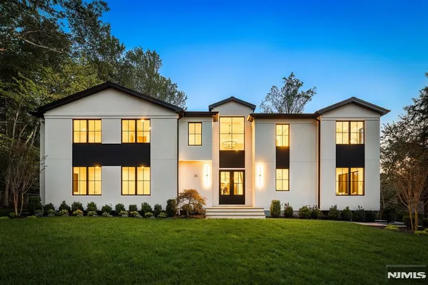 $2,795,000 | 36 Hampshire Hill Road, Upper Saddle River, NJ 07458