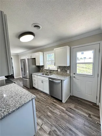 $215,000 | 409 Hawthorne Drive, Union, MO 63084