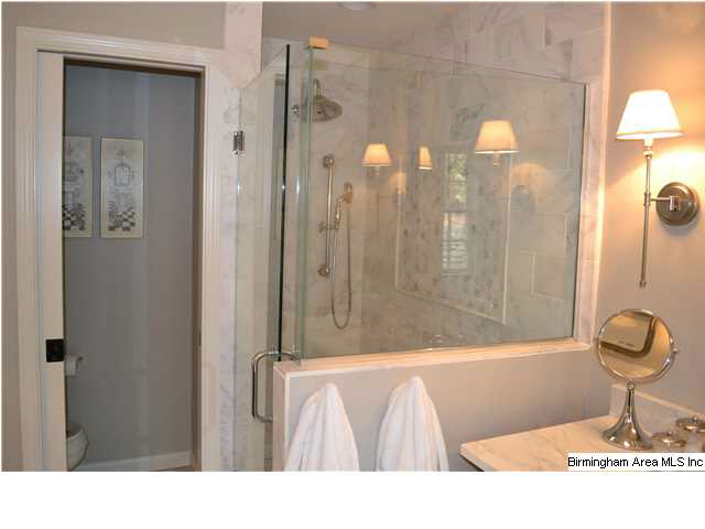 3404 Brookwood Road Birmingham, AL 35223 - Photo 9 of 24 Gallery Image 9